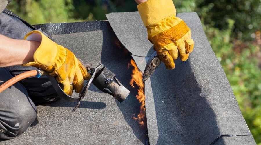 Expert Emergency Roof Repairs services in Adamsville, OH